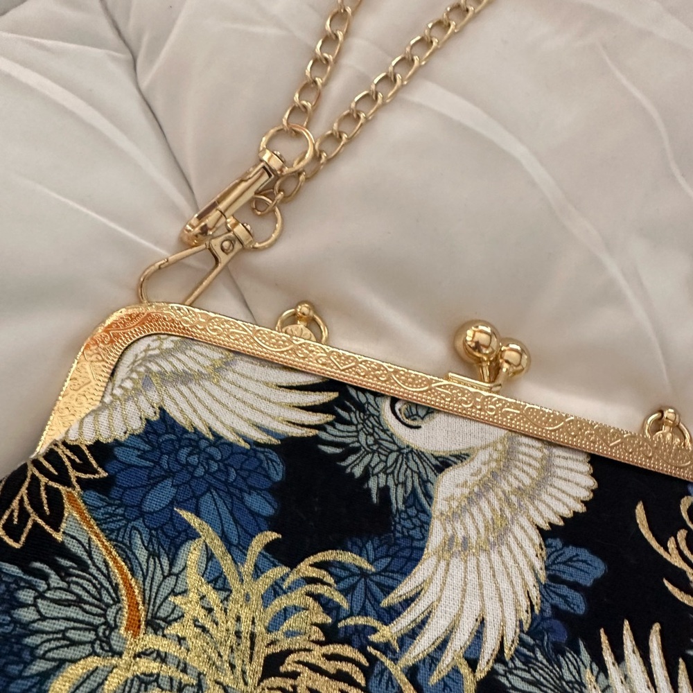Gold Frame Crane Print Clutch Purse Brocade Evening Bag | Detachable Chain Strap - Picture 4 of 5
